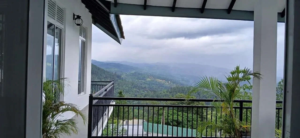 Ama Residency & Homestay Kandy Hindagala Holiday home